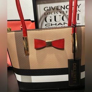 NWT tote bag with bow vegan leather